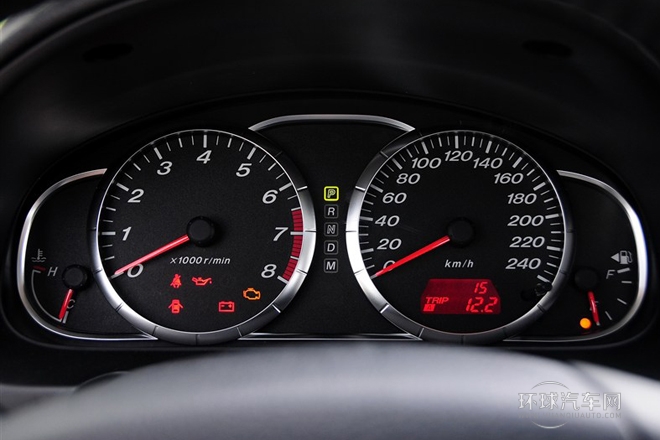 2013款 2.0L 自動時尚型