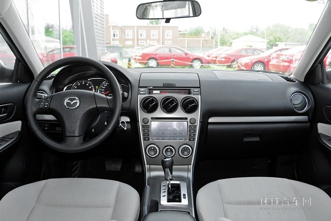 2013款 2.0L 自動時尚型