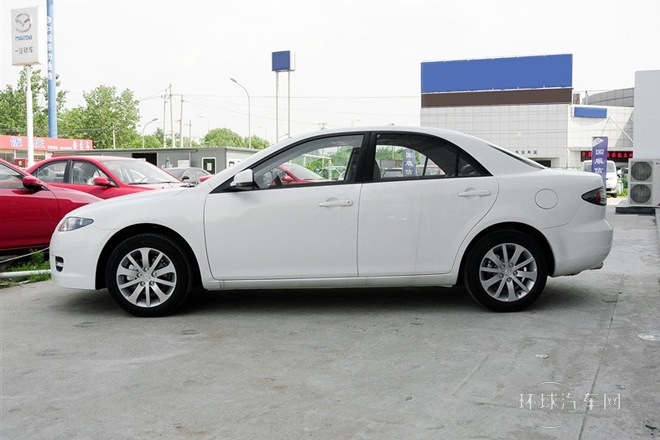 2013款 2.0L 自動(dòng)時(shí)尚型