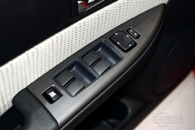 2014款 2.0L 自動經典型