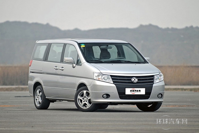 2012款 2.0L 自動旗艦型7座