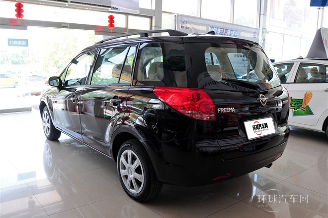 2014款 1.6L 自動7座樂享版