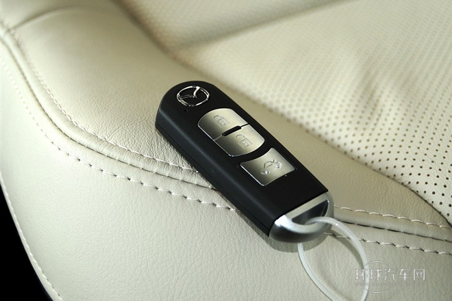 2014款 2.0L 藍天豪華版