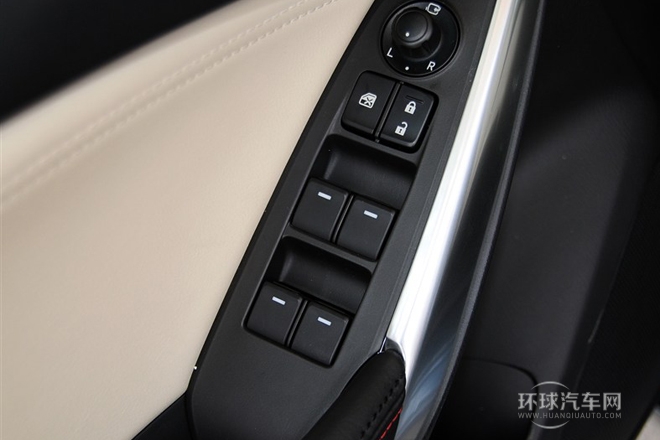 2014款 2.0L 藍天豪華版