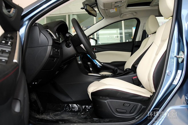 2014款 2.0L 藍天豪華版