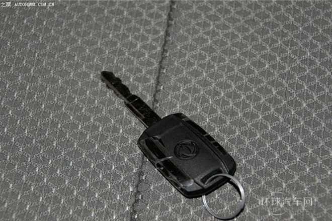 2011款 1.6L 手動商用型5座