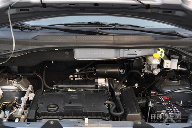 2011款 1.6L 手動商用型5座