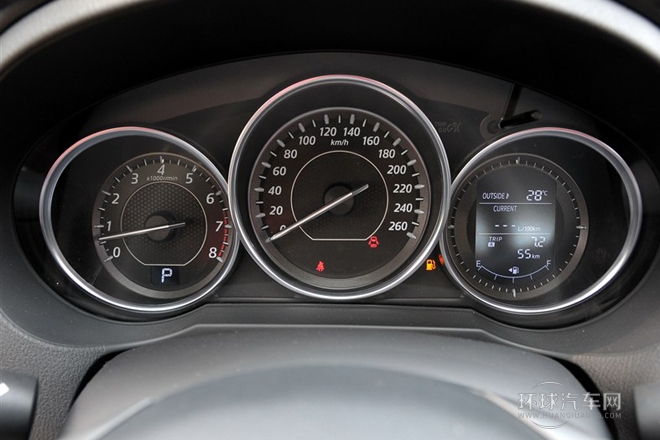 2014款 2.0L 藍天時尚版