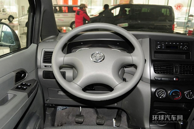 2011款 1.6L 手動實用型7座