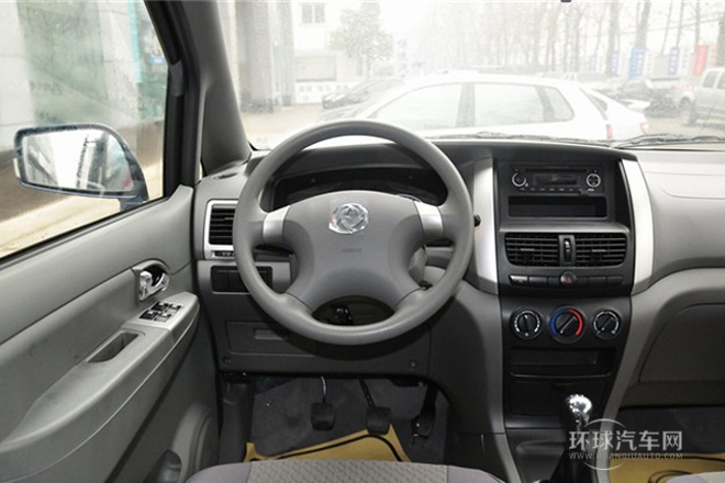 2011款 1.6L 手動舒適型7座