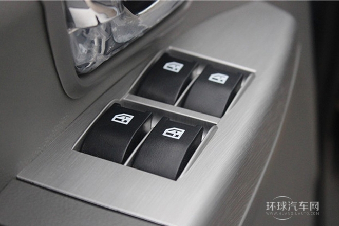 2011款 1.6L 手動豪華型7座