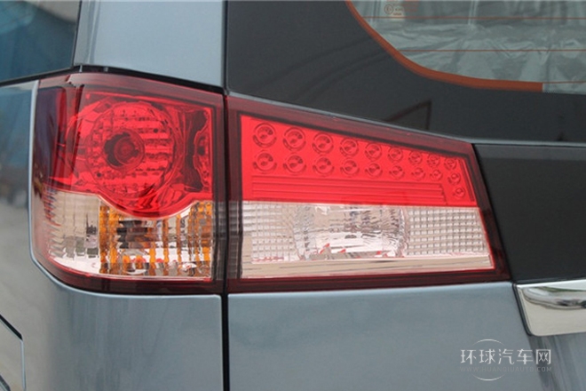 2011款 1.6L 手動豪華型7座