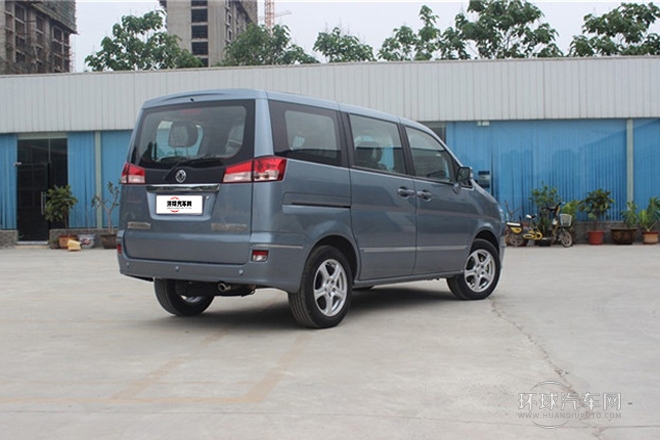 2011款 1.6L 手動(dòng)豪華型7座