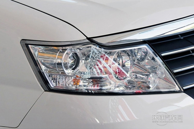 2011款 2.0L 手動舒適型7座