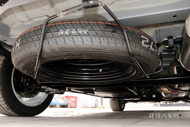 2011款 2.0L 手動豪華型7座