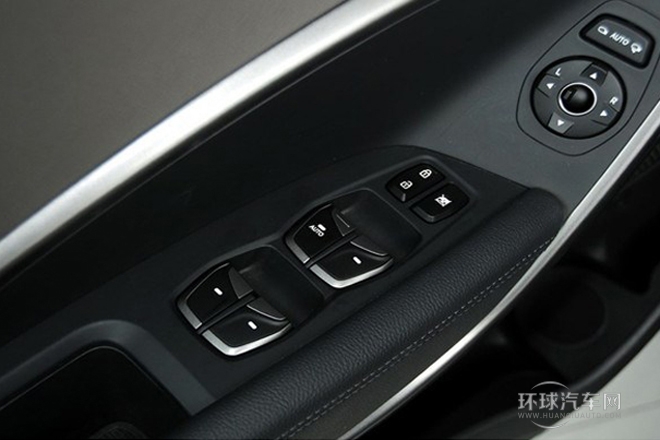 2013款 改款 3.0L 四驅(qū)豪華版 歐V