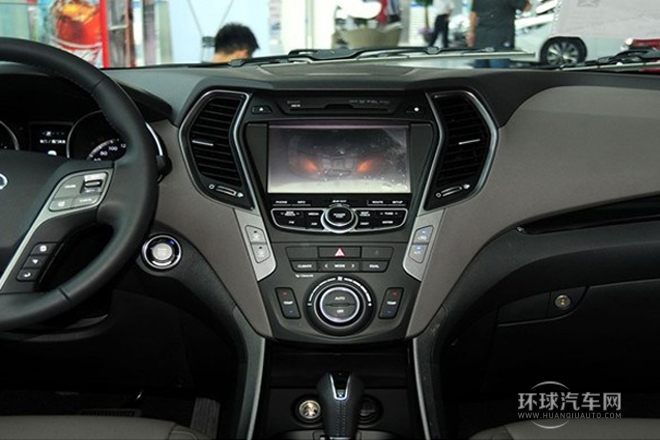 2013款 改款 3.0L 四驅豪華版 歐V