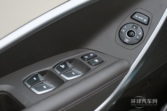 2013款 改款 3.0L 四驅(qū)舒適導航版 歐V