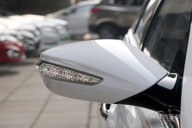 2014款 2.4L 自動(dòng)頂級(jí)版 國IV