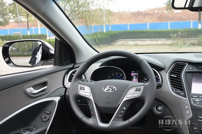 2013款 改款 3.0L 四驅舒適導航版 歐V