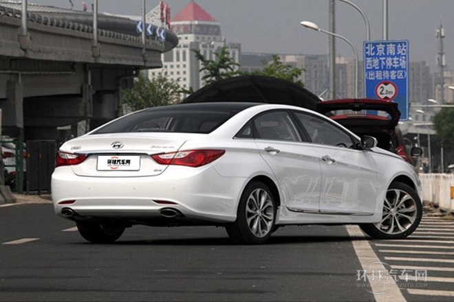 2014款 2.4L 自動頂級版 國IV