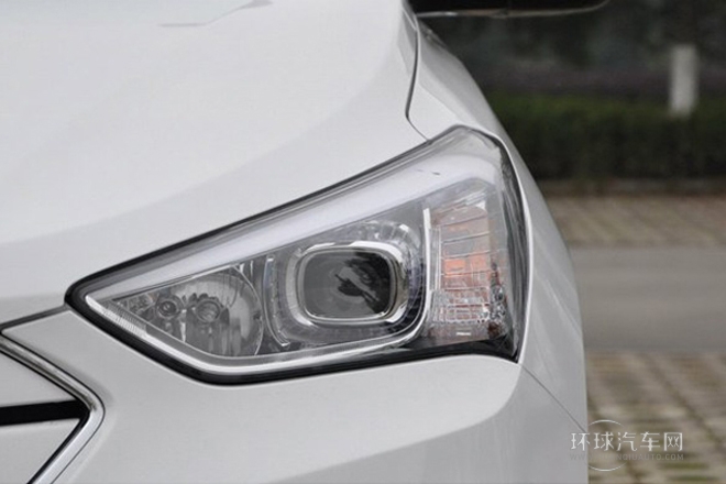 2013款 改款 3.0L 四驅舒適導航版 歐V