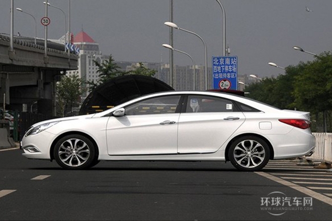 2014款 2.4L 自動頂級版 國IV