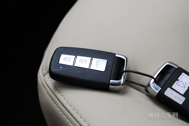 2014款 2.0L 自動豪華型