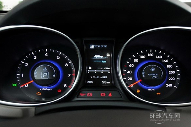 2013款 改款 3.0L 四驅舒適版 歐V