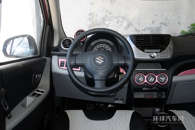 2013款 1.0L 手動20周年限量版