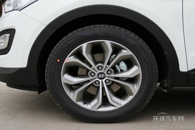 2013款 改款 3.0L 四驅尊享版 歐IV