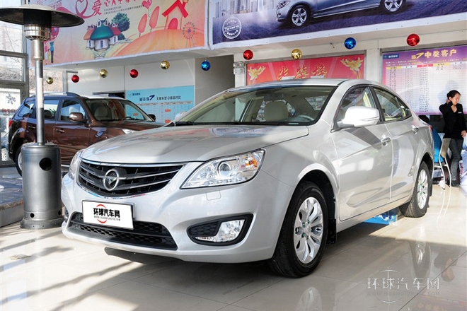 2014款 2.0L 手動舒適型