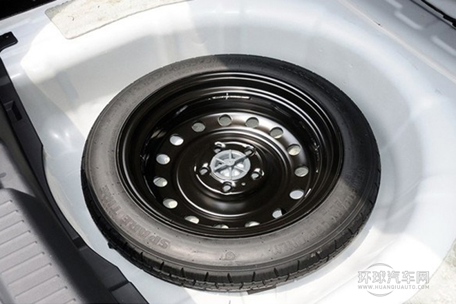 2014款 2.4L 自動(dòng)豪華版 國(guó)V