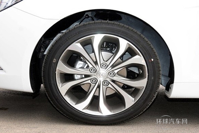 2014款 2.4L 自動豪華版 國V