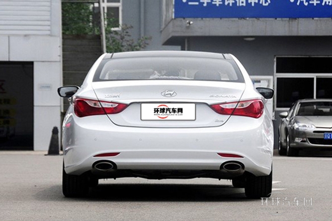 2014款 2.4L 自動(dòng)豪華版 國(guó)V