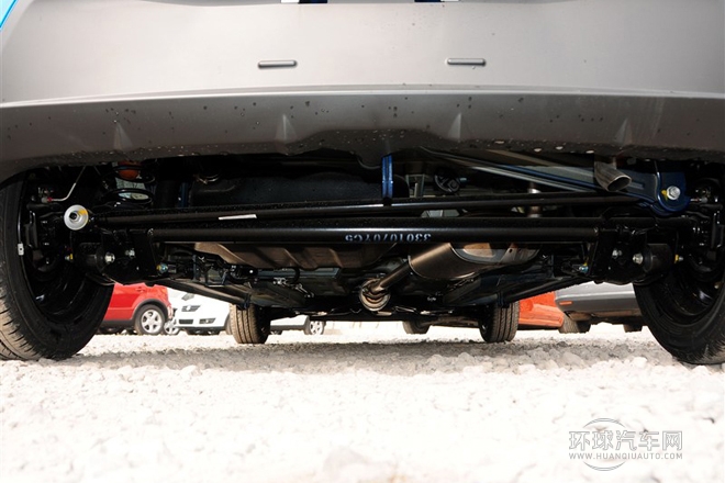 2013款 1.0L 手動(dòng)舒適型