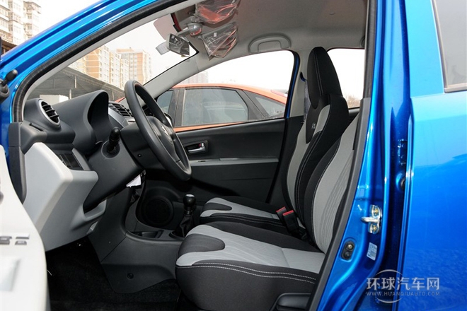 2013款 1.0L 手動舒適型