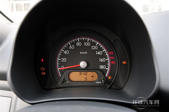 2013款 1.0L 手動舒適型