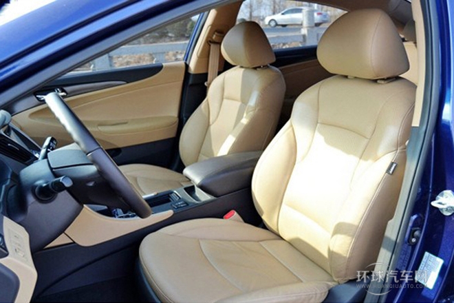 2014款 2.4L 自動(dòng)頂級(jí)版 國(guó)V