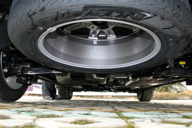 2013款 改款 3.0L 四驅(qū)舒適導(dǎo)航版 歐IV