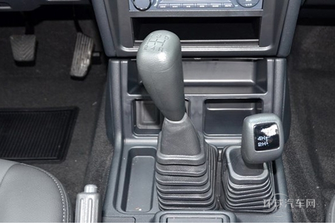 2014款 兩驅(qū)版