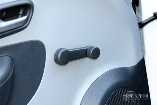 2013款 1.0L 手動實用型