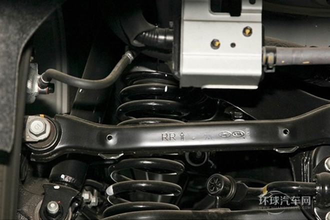 2013款 2.0L 自動領先版