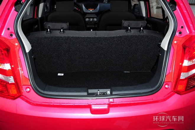 2013款 1.0L 自動(dòng)豪華型