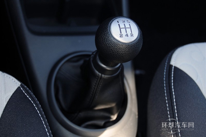 2013款 1.0L 手動豪華型