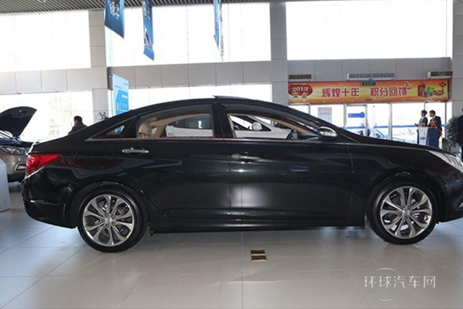 2013款 2.0L 自動至尊版