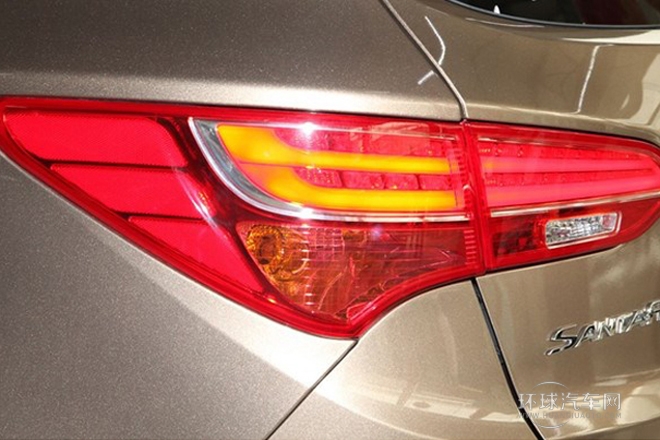 2013款 2.2T 四驅(qū)尊享版 7座