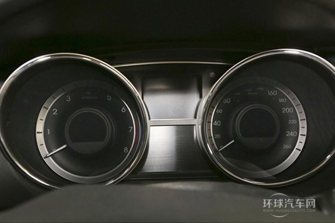 2013款 2.0L 自動頂級版