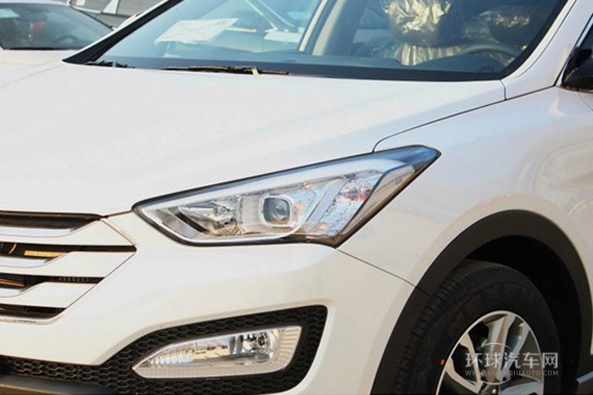 2013款 2.2T 四驅豪華版 7座