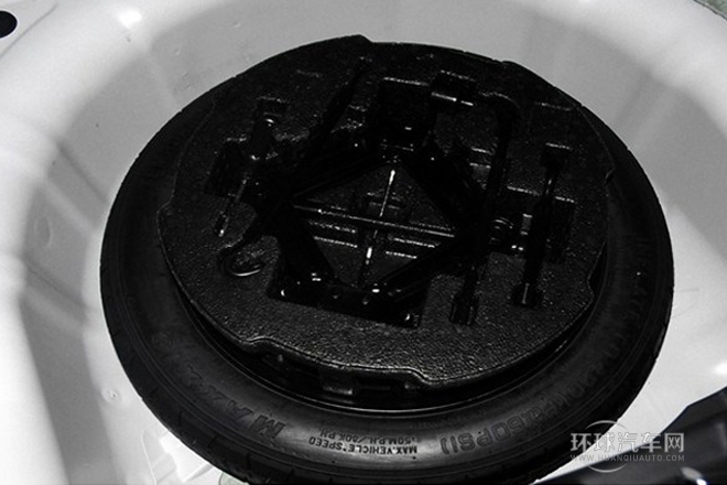 2013款 2.4L 自動領(lǐng)先版 國IV